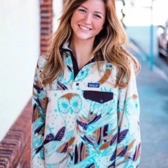 Patagonia Synchilla Fleece Pullover in the "Moon Owl: Harvest Moon Blue" - Picture 1 of 6